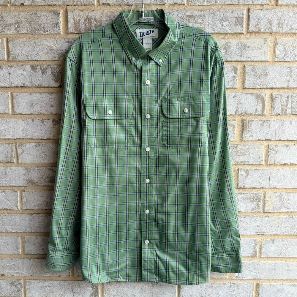 Duluth Trading Co Long Sleeve Button Up Collared Plaid Shirt Men's Size M
